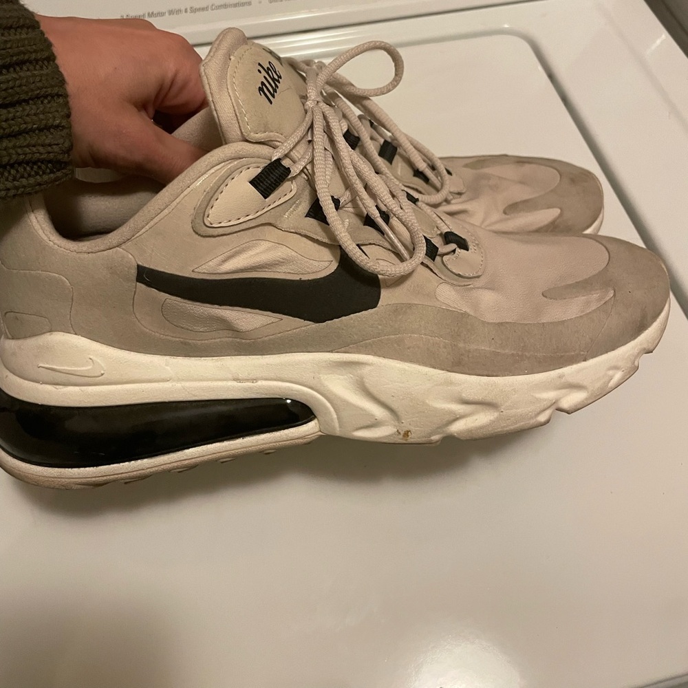 Tan beige Nike sneakers size 7 M / 8.5 W
